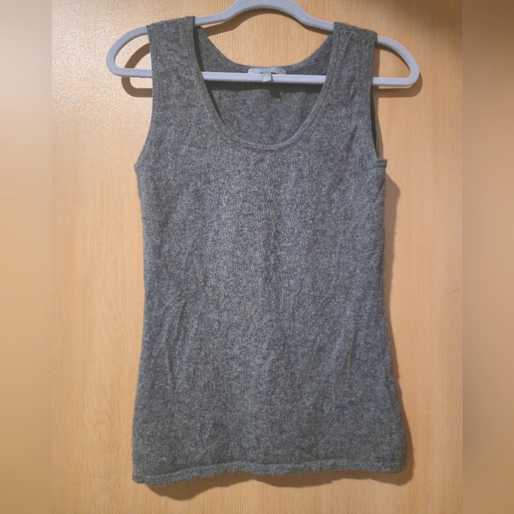 100% Cashmere Neiman Marcus Scoop Neck Layering Tank Top Size M Heather Gray